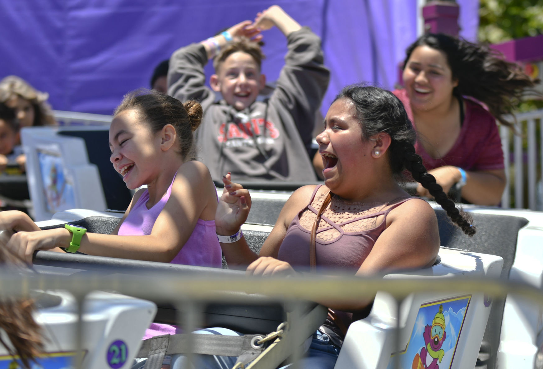 071018 County Fair opens 03.jpg